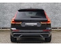 Volvo XC60 2.0 T8 Plug-in hybrid AWD Plus Black Edition | Adaptieve Cruise Control | Panoramadak | Trekhaak | Stoel-/Stuur-/Voorruitverwarming | Dodehoek Detectie | 360° Parkeercamera | Harman Kardon Audio |