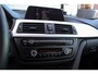 BMW 3-Serie 328i Upgrade Edition | NL auto | 2e eigenaar | Automaat | 245 pk | Xenon | Cruise control | Navi | PDC | Climate control | Sportstuur | Bluetooth | Origineel
