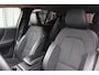 Volvo XC40 T4 Aut. *Momentum* | Carplay | Cruise & Climate Control | Stoelverwarming | Camera | Navigatie | PDC | Privacy | Half-Leder | Orig.NL |