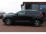 Volvo XC40 T4 Aut. *Momentum* | Carplay | Cruise & Climate Control | Stoelverwarming | Camera | Navigatie | PDC | Privacy | Half-Leder | Orig.NL |