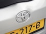 Toyota Yaris 1.5 VVT-i Dynamic | 1e Eigenaar | NIEUW GELEVERD & ONDERHOUDEN | Trekhaak | Camera |