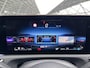 Mercedes-Benz A-klasse 180 Business Solution AMG | Night | Panoramaschuifdak | Achteruitrijcamera | Sfeerverlichting | MULTIBEAM LED | 19 inch AMG-velgen |