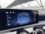 Mercedes-Benz A-klasse 180 Business Solution AMG | Night | Panoramaschuifdak | Achteruitrijcamera | Sfeerverlichting | MULTIBEAM LED | 19 inch AMG-velgen |