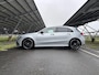 Mercedes-Benz A-klasse 180 Business Solution AMG | Night | Panoramaschuifdak | Achteruitrijcamera | Sfeerverlichting | MULTIBEAM LED | 19 inch AMG-velgen |