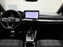 Volkswagen Golf 1.5eHybrid 200kW/272PK GTE · Panoramadak · Camera + Parkeersensoren · Trekhaak · Garantie tot februari 2030 of 100000km · TOPDEAL