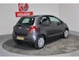 Toyota Yaris 1.3 VVTi Sol, 1e Eigen. NL, Lage km stand, Airco, all season banden, radio cd, isofix, prijs incl. nieuwe apk, beurt en 3 maanden garantie