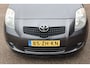 Toyota Yaris 1.3 VVTi Sol, 1e Eigen. NL, Lage km stand, Airco, all season banden, radio cd, isofix, prijs incl. nieuwe apk, beurt en 3 maanden garantie