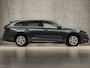 Skoda Octavia Combi 1.0 TSI Sportline Automaat (VIRTUAL COCKPIT, APPLE CARPLAY, GROOT NAVI, SFEERVERLICHTING, STOELVERWARMING, CAMERA, KEYLESS, GETINT GLAS, TREKHAAK, NIEUWSTAAT)