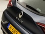 Renault Clio 1.0 TCe Sport (APPLE CARPLAY, GROOT NAVI, PARKEERSENSOREN, SPORTSTOELEN, LM VELGEN, CRUISE, LANE ASSIST, NIEUWSTAAT)