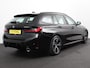 BMW 3-Serie Touring 330e Touring M Sport PHEV | DEMO ! | Navigatie | Climate Control | Lichtmetalen velgen | LED | Virtual Cockpit | Parkeersensoren Voor en Achter | Achteruitrijcamera | Apple carplay/ Android auto | Stoelverwarming | Stuur verwarming | Elektrische achterklep Prijs Incl. BOVAG Garantie