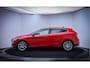 Volvo V40 2.0 T4 190PK Aut. R-Design Business Sport LEDER | NAVI | PANO | STOELVERW. | TREKH. AFN. | FULL LED | CLIMA