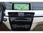 BMW X1 sDrive20i High Executive * Lederen bekleding * LED * Head-up * Stoelverwarming *