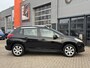 Peugeot 2008 1.2 VTi Active / NL Auto / Navigatie / Airco / Cruise Control / Michelin Allseason banden /