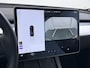 Tesla Model Y Long Range AWD 514pk 75kWh Wrap/Ivoor 20"lm Leer Panodak Warmtepomp Matrix-LED Autopilot FSD-Computer 3 Elektr.Stuur+Stoel+Verwarmd Navi Ecc Premium Audio Keyless Priv.Glass Camera's Elektr.AchterKlep Parkeer Assistent Sentry-Mode Privacyglas Bluetooth Dodehoek detector Connected services 1600kg trekvermogen Origineel Nederlandse Auto Batterij en Motorgarantie tot 23-12-2029/192.000km € 68.700 nieuw !