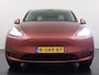 Tesla Model Y Long Range AWD 514pk 75kWh Wrap/Ivoor 20"lm Leer Panodak Warmtepomp Matrix-LED Autopilot FSD-Computer 3 Elektr.Stuur+Stoel+Verwarmd Navi Ecc Premium Audio Keyless Priv.Glass Camera's Elektr.AchterKlep Parkeer Assistent Sentry-Mode Privacyglas Bluetooth Dodehoek detector Connected services 1600kg trekvermogen Origineel Nederlandse Auto Batterij en Motorgarantie tot 23-12-2029/192.000km € 68.700 nieuw !