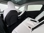 Tesla Model Y Long Range AWD 514pk 75kWh Wrap/Ivoor 20"lm Leer Panodak Warmtepomp Matrix-LED Autopilot FSD-Computer 3 Elektr.Stuur+Stoel+Verwarmd Navi Ecc Premium Audio Keyless Priv.Glass Camera's Elektr.AchterKlep Parkeer Assistent Sentry-Mode Privacyglas Bluetooth Dodehoek detector Connected services 1600kg trekvermogen Origineel Nederlandse Auto Batterij en Motorgarantie tot 23-12-2029/192.000km € 68.700 nieuw !