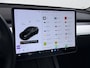 Tesla Model Y Long Range AWD 514pk 75kWh Wrap/Ivoor 20"lm Leer Panodak Warmtepomp Matrix-LED Autopilot FSD-Computer 3 Elektr.Stuur+Stoel+Verwarmd Navi Ecc Premium Audio Keyless Priv.Glass Camera's Elektr.AchterKlep Parkeer Assistent Sentry-Mode Privacyglas Bluetooth Dodehoek detector Connected services 1600kg trekvermogen Origineel Nederlandse Auto Batterij en Motorgarantie tot 23-12-2029/192.000km € 68.700 nieuw !