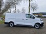 Citroën Jumpy L3 2.0 BlueHDI 145pk | BPM vrij | NAVI | Achteruitrijcamera | Parkeersensoren voor en achter | Dode hoek detectie | Mistlampen | Licht- en regensensor | Stuurwielbediening | Digital cockpit | Bestuurdersstoel comfort met armsteun | Bank voorpassagiers
