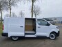 Citroën Jumpy L3 2.0 BlueHDI 145pk | BPM vrij | NAVI | Achteruitrijcamera | Parkeersensoren voor en achter | Dode hoek detectie | Mistlampen | Licht- en regensensor | Stuurwielbediening | Digital cockpit | Bestuurdersstoel comfort met armsteun | Bank voorpassagiers