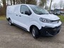 Citroën Jumpy L3 2.0 BlueHDI 145pk | BPM vrij | NAVI | Achteruitrijcamera | Parkeersensoren voor en achter | Dode hoek detectie | Mistlampen | Licht- en regensensor | Stuurwielbediening | Digital cockpit | Bestuurdersstoel comfort met armsteun | Bank voorpassagiers