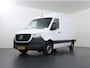 Mercedes-Benz Sprinter 319 CDI | Aut. | L2 H2 | RWD | 2-zits | Distronic Plus | Navigatie | Parkeercamera | Trekhaak 3500 KG. | Certified