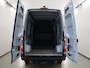 Mercedes-Benz Sprinter 319 CDI | Aut. | L2 H2 | RWD | 2-zits | Distronic Plus | Navigatie | Parkeercamera | Trekhaak 3500 KG. | Certified