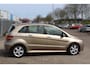 Mercedes-Benz B-klasse 200 nette automaat half leder airco parkeersensoren