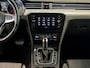 Volkswagen Passat Variant 1.4 218pk TSI PHEV GTE Business Achteruitrijcamera | Navigatiesysteem | Verwarmbare voorstoelen