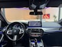 BMW 5-Serie Touring 520i Business Edition Plus M-pakket Hud Navi DAB Carplay Trekhaak Stoelverw. Memory Virtual Matrix ACC