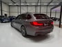 BMW 5-Serie Touring 520i Business Edition Plus M-pakket Hud Navi DAB Carplay Trekhaak Stoelverw. Memory Virtual Matrix ACC