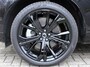Volvo XC60 2.0 T8 AWD Ultra Black Edition Automaat / Panoramadak / Bowers&Wilkens audio / Luchtvering / Trekhaak / 360* camera