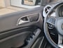 Mercedes-Benz B-klasse B 180 Ambition Urban Night Edition Automaat | Parkeerpilot | Cruise control | Nightpakket | Garmin Map pilot navigatie