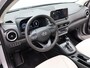 Hyundai Kona 1.6 GDI HEV Premium Sky Automaat | Navigatie | Achteruitrijcamera | Apple Carplay/Android | Cruise control adaptief | Elektrisch glazen schuif-/kanteldak |