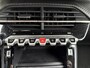 Peugeot 2008 1.2 Hybrid 145 Allure | Climate & Cruise Control | Parkeersensoren voor + achter | AppleCarplay/Android Auto |