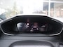 Peugeot 2008 SUV Allure Mild Hybride 145PK e-DCS6 Automaat, Rijklaarprijs, Navigatie Parkeersensoren DAB+ LED