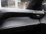 Peugeot 2008 SUV Allure Mild Hybride 145PK e-DCS6 Automaat, Rijklaarprijs, Navigatie Parkeersensoren DAB+ LED