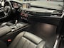 BMW X5 XDRIVE 40E IPERFORMANCE PANORAMADAK LUCHTVERING SPORTSTOELEN HEAD-UP DISPLAY 360 CAMERA NAVIGATIE 20 INCH LM ZEER MOOI !!!