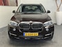 BMW X5 XDRIVE 40E IPERFORMANCE PANORAMADAK LUCHTVERING SPORTSTOELEN HEAD-UP DISPLAY 360 CAMERA NAVIGATIE 20 INCH LM ZEER MOOI !!!