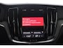 Volvo V60 2.0 T8 Plug-in hybrid AWD Ultra Dark Charcoal hemelbekleding | Gelamineerde zijruiten rondom | Massagefunctie voorstoelen | Bowers & Wilkins audiosysteem