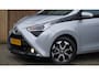 Toyota Aygo 1.0 VVT-i 72pk x-joy 5Drs Clima Groot scherm 15inch LM A-Camera LED Elek.pack 11584km! *NL auto*