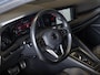 Volkswagen Golf 1.5 eTSI R-Line / 150pk / Panorama dak / Harman Kardon / Stoel en stuurverwarming /