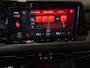 Volkswagen Golf 1.5 eTSI R-Line / 150pk / Panorama dak / Harman Kardon / Stoel en stuurverwarming /