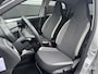 Toyota Aygo 1.0 VVT-i x-joy Apple Carplay en/of Android auto Navigatie, Achteruitrijcamera, LMV, Climate control, Privacy glass, Dealeronderhouden