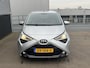 Toyota Aygo 1.0 VVT-i x-joy Apple Carplay en/of Android auto Navigatie, Achteruitrijcamera, LMV, Climate control, Privacy glass, Dealeronderhouden