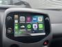 Toyota Aygo 1.0 VVT-i x-joy Apple Carplay en/of Android auto Navigatie, Achteruitrijcamera, LMV, Climate control, Privacy glass, Dealeronderhouden