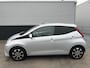 Toyota Aygo 1.0 VVT-i x-joy Apple Carplay en/of Android auto Navigatie, Achteruitrijcamera, LMV, Climate control, Privacy glass, Dealeronderhouden