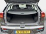 Kia Niro EV e-Niro DynamicLine 64 kWh SoH 95,4% / Facelift / Warmtepomp / Keyless / Adaptive Cruise / LED / Dealeronderhouden / 1e Eigenaar / 2x Laadkabel /