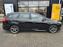 Ford Focus Wagon 1.0 125PK ST-Line |TREKHAAK| STOEL-, STUUR- EN VOORRUITVERWARMING| NAVIGATIE| PARKEERSENSOREN V+A| CRUISE CONTROL|