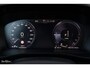 Volvo XC40 1.5 T4 Recharge R-Design Plug-in hybrid | Adaptieve cruise | Panorama dak | 360 Camera |