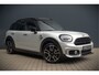 MINI Countryman Mini 1.5 Cooper S E ALL4 | JCW | Panoramadak | Stoelverwarming | Harman Kardon | Head-Up Display | John Cooper Works | Camera | Apple Carplay | Parkeersensoren | Keyless |